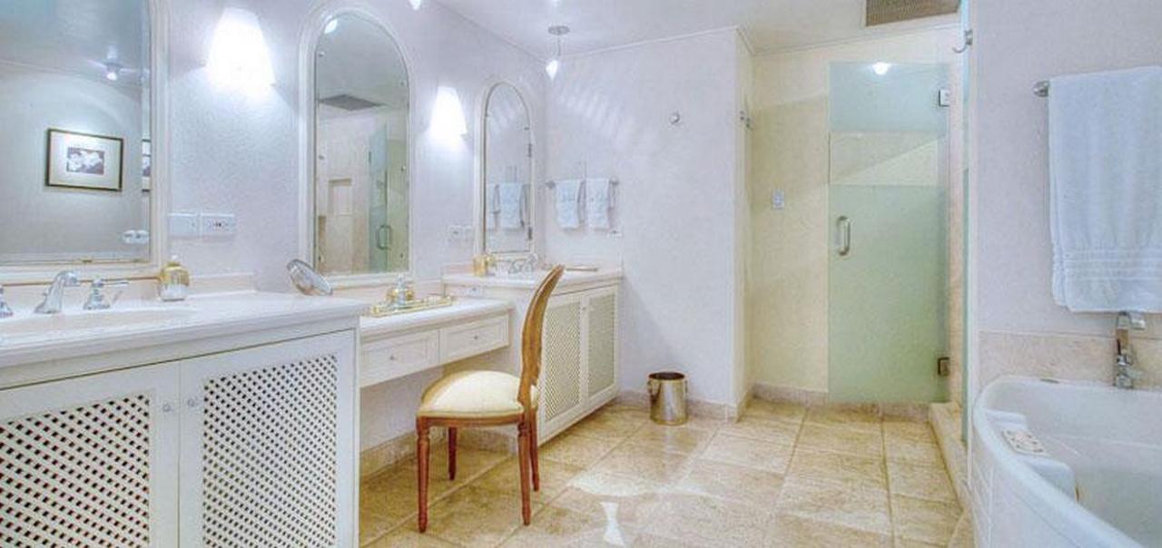 Villa Elsewhere Holetown ภายนอก รูปภาพ